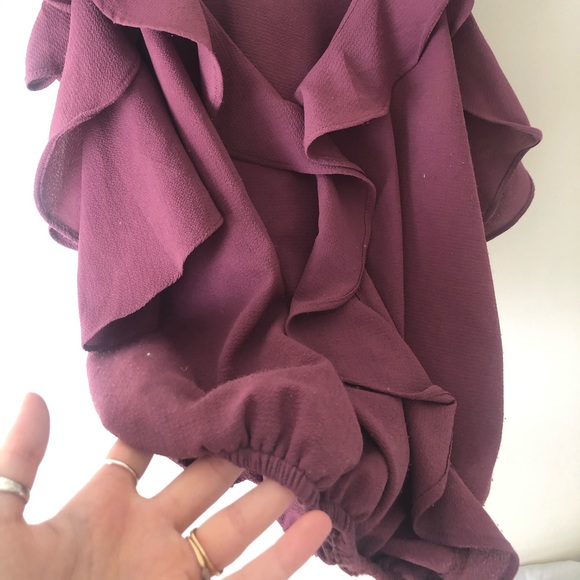 purple shoulder strap blouse - Picture 3 of 4